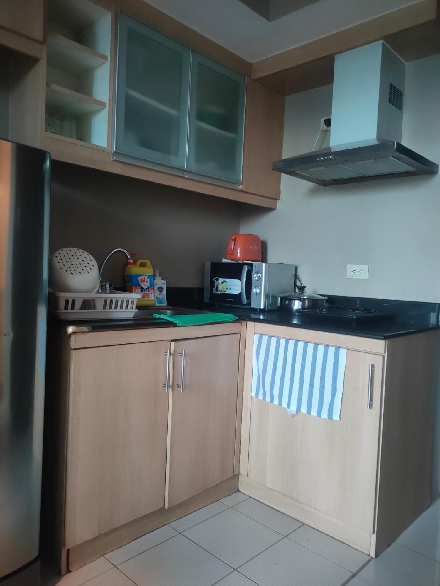 Bay Garden Club And Residences Pasay Exteriör bild